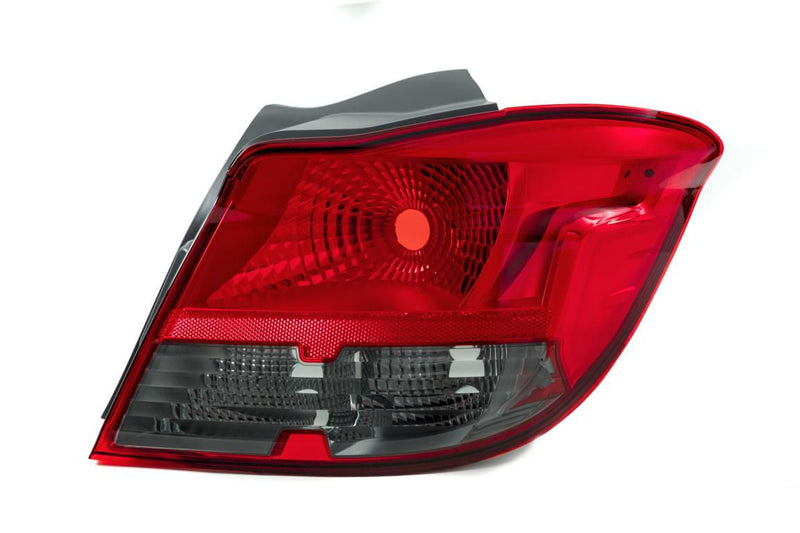 Lanterna Traseira Gm Onix 13/16 Ld Re / Pisca Fume